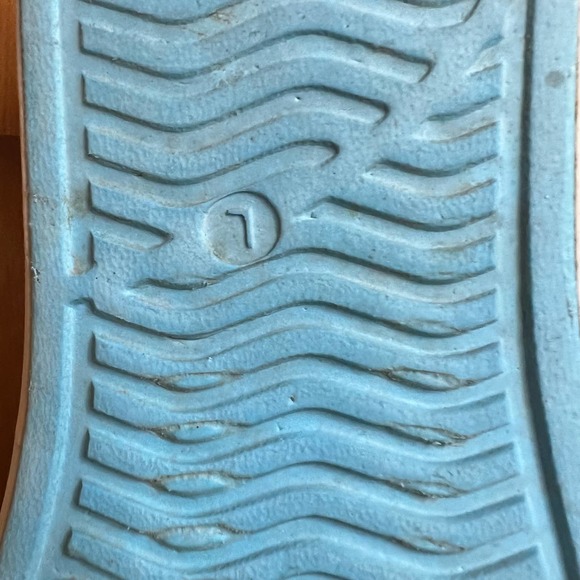 Kids Light Blue Water Shoes, size Large - Picture 6 of 6